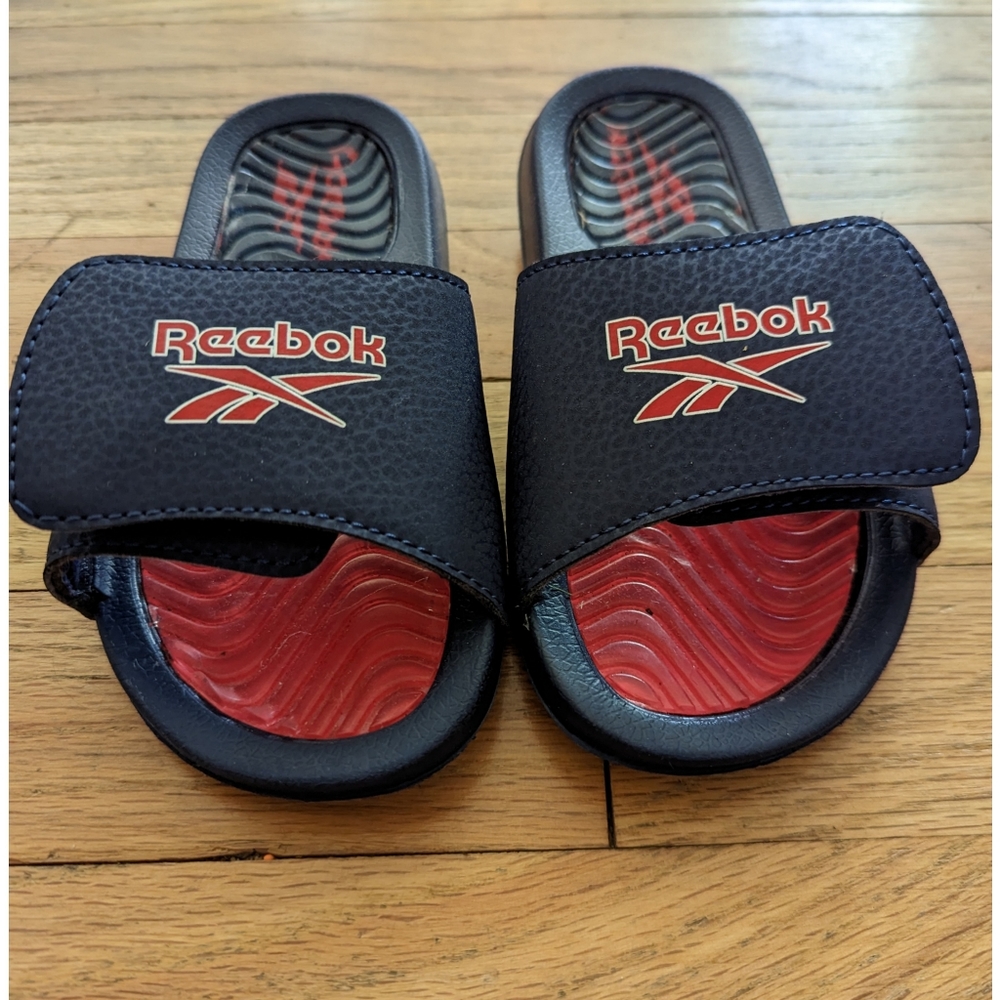 Boy's Reebok Slides - Size 12 - Picture 6 of 7